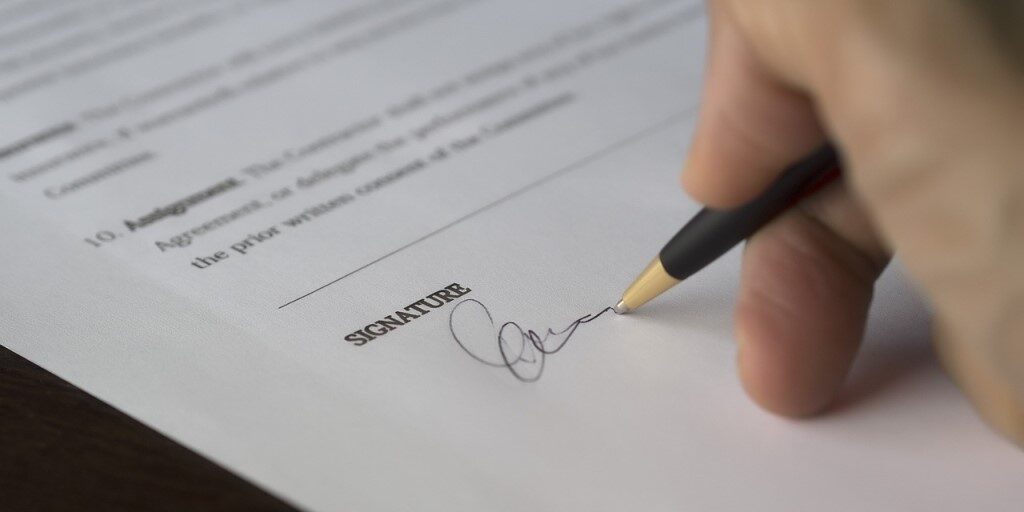 Is a Nominee Arrangement Regarding Company Shares Ownership Allowed in Indonesia?