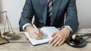 Kewajiban Perusahaan Membuat Peraturan Perusahaan dan Sanksinya
