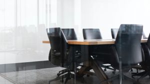 Penting Diketahui Ketentuan Private Placement Perusahaan Terbuka dan Wewenang OJK dalam RUPS Private Placement