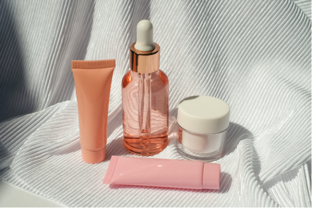 Marak Skincare Ilegal, Bagaimana Izin Usaha dan Izin Edarnya? Marak Skincare Ilegal, Bagaimana Izin Usaha dan Izin Edarnya?
