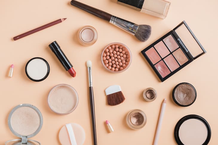 Maklon Kosmetik